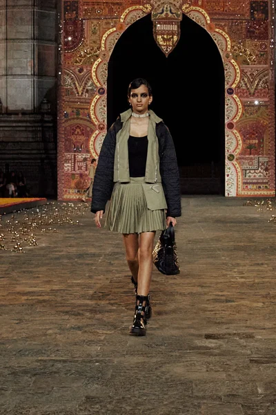 Look 21